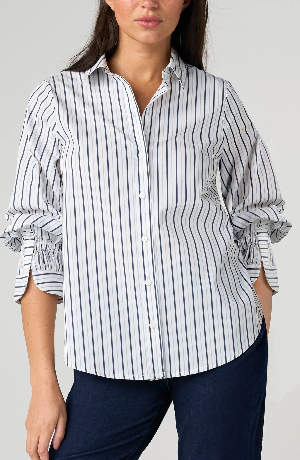 Liverpool - Adjustable Sleeve Button Front Woven Top - White/Navy - 8J54
