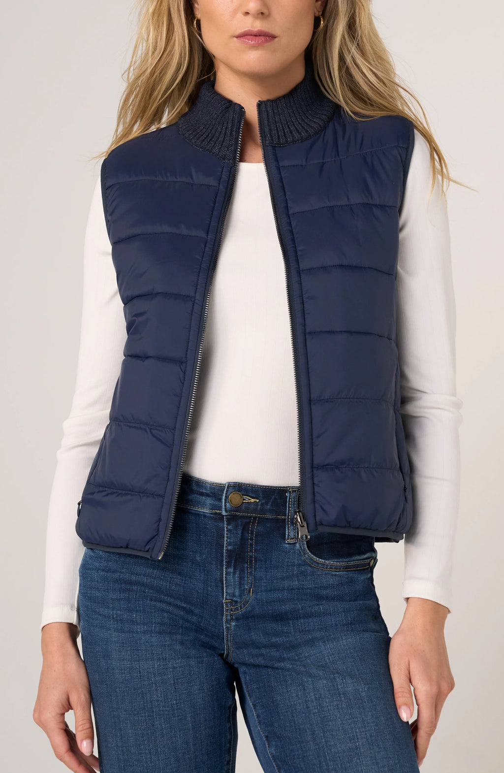 Liverpool - Sleeveless Reversible Quilted Sweater Vest - Navy - 8L18