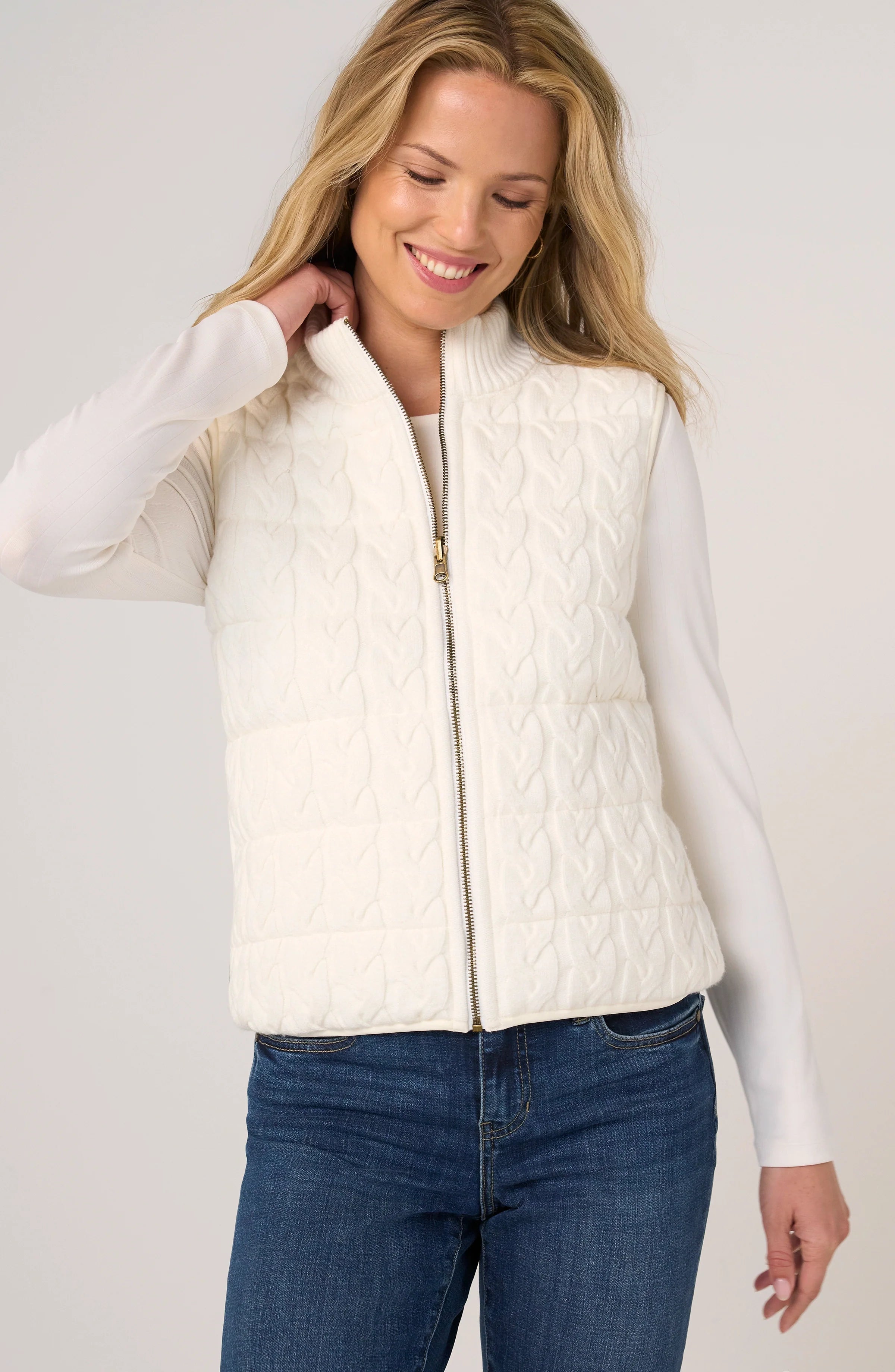 Liverpool - Sleeveless Reversible Quilted Sweater Vest - Cream - 8L18