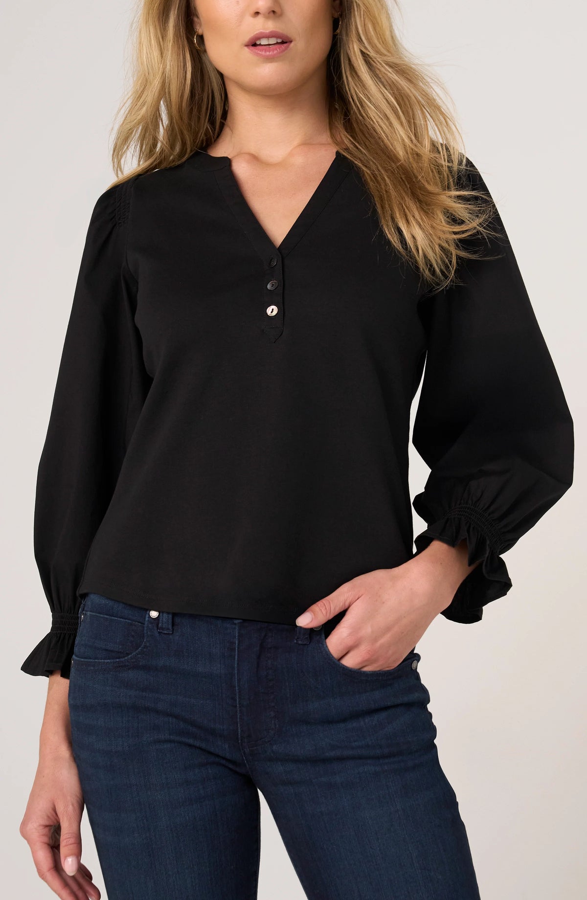 Liverpool - 3/4 Sleeve Knit-to-woven Top W/ Smocking - Black - 8L90